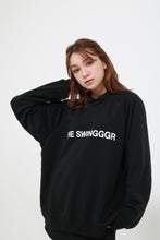 Load image into Gallery viewer, THE SWINGGGR COLLARED SWEAT PO(BLACK)