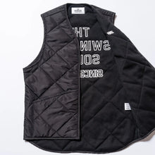 Load image into Gallery viewer, THE SWINGGGR QUILT VEST (BLK)
