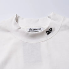 Load image into Gallery viewer, THE SWINGGGR MOCK NECK L/TEE-B(WHT)