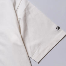 Load image into Gallery viewer, THE SWINGGGR SWG TEE SHIRT-B (WHITE)