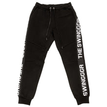 將圖片載入圖庫檢視器 THE SWINGGGR 科技打孔褲(黑色)