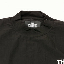 Charger l'image dans la galerie, THE SWINGGGR THIN NYLON PO (BLACK)