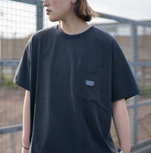 画像をギャラリービューアに読み込む, Liberaiders SLIBERAIDERS POCKET S/S TEE(BLACK)