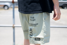 Load image into Gallery viewer, Liberaiders PX Folding Chair (COYOTE)