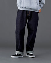 Charger l'image dans la galerie, Liberaiders LR LOOSE FIT DENIM PANTS RIGID