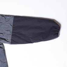 Load image into Gallery viewer, Liberaiders Quilted Ripstop Nylon Hoodie (Gray)