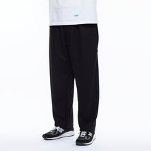 画像をギャラリービューアに読み込む, Liberaiders ONE TUCK WIDE WOOL PANTS