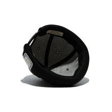 Load image into Gallery viewer, THE.H.W.DOG RIGID DENIM ROLL CAP (Black)
