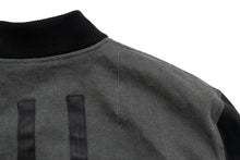 Charger l'image dans la galerie, D / Hill × Base L.H. P Exclusive Ma-1 (Noir)