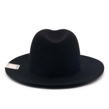 Load image into Gallery viewer, The.h.w.dog & Co Travelers Rabbit Hat (Black)