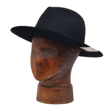 Load image into Gallery viewer, The.h.w.dog & Co Travelers Rabbit Hat (Black)