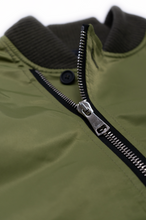 Load image into Gallery viewer, D / Hill MA-1 (Khaki)