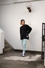 画像をギャラリービューアに読み込む, Liberaiders GARMENTDYED CREWNECK SWEATER (Black)