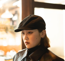 Charger l'image dans la galerie, The.h.w.dog boater