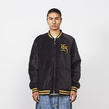 將圖片載入圖庫檢視器 釋放者Velor varsity夾克(綠色)