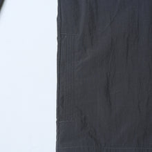 画像をギャラリービューアに読み込む, Liberaiders LR NYLON TEAM PULLOVER (Charcoal)