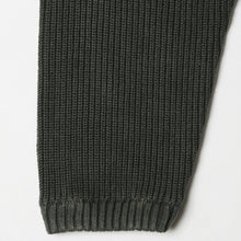 画像をギャラリービューアに読み込む, Liberaiders GARMENTDYED CREWNECK SWEATER (Olive)