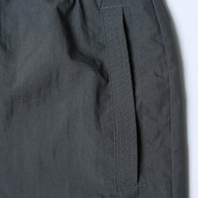 画像をギャラリービューアに読み込む, Liberaiders LR NYLON TEAM PANTS (Charcoal)