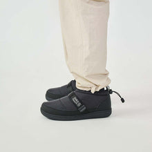 Load image into Gallery viewer, VANS FLAME OLD SKOOL (BLACK / WHITE)