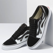 画像をギャラリービューアに読み込む, VANS FLAME OLD SKOOL (Black/White)