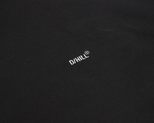 Load image into Gallery viewer, D / hill black "hollywood" Pull-over Hoodie