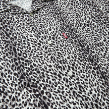 将图片加载到图库查看器，Hide and Seek Leopard L/S Shirt (WHT)
