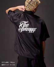 Load image into Gallery viewer, THE SWINGGGR SWG POLO SHIRT (BLACK)
