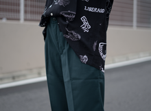 画像をギャラリービューアに読み込む, Hide and Seek Pleated Trouser 23AW (Green)
