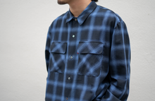 Load image into Gallery viewer, Hide and Seek Ombre Check L/S Shirt 23AW (Blue)

