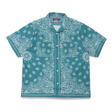 Charger l&#39;image dans la galerie, Hide and Seek Bandana Pattern S/S Shirt 24ss (Green)
