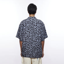 画像をギャラリービューアに読み込む, Liberaiders LEOPARD RAYON SHIRT (GRAY)
