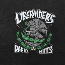 이미지를 갤러리 뷰어에 로드 , Liberaiders RADIO HITS LOGO TEE(BLACK)
