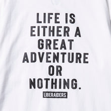 将图片加载到图库查看器，Liberaiders ADVENTURE POCKET TEE (WHITE)
