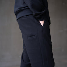 Load image into Gallery viewer, THE SWINGGGR SIDE LINE PUNCH PANTS (BLACK)
