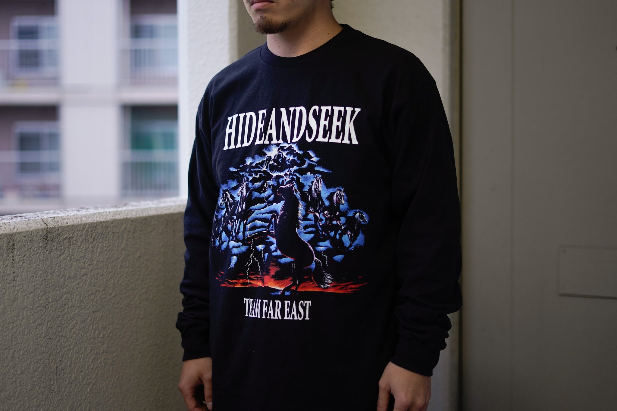 Hide and Seek Horse L/S Tee(Front) – BASE L.H.P