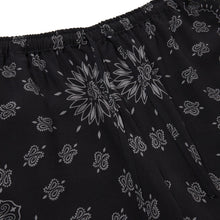 Charger l'image dans la galerie, Hide and Seek Bandana Short
