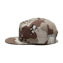 Charger l&#39;image dans la galerie, THE.H.W.DOG MILITARY TRUCKER CAP(CHOCO CHIP)
