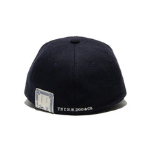 Charger l&#39;image dans la galerie, THE.H.W.DOG UMPIRE BASEBALL CAP (Navy)
