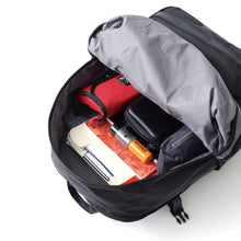 画像をギャラリービューアに読み込む, Hide and Seek H&amp;S × CHROME Backpack (EXTLEX 38L PACK)
