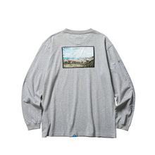 將圖片載入圖庫檢視器 釋放者M.A.W L / S TEE（灰色）
