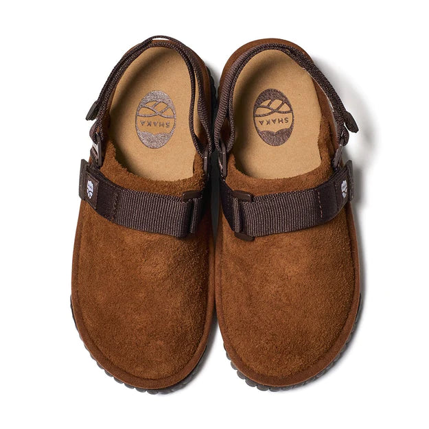 Shaka SNUG CLOG HAIRY SUED (Brown) – BASE L.H.P